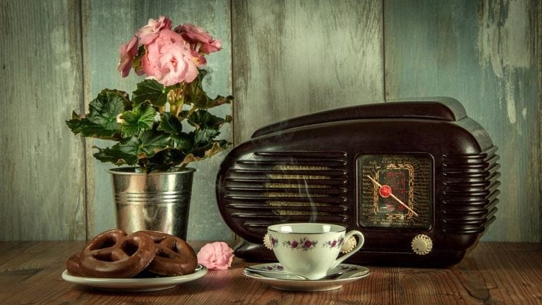 Vintage Radio (Public Domain)