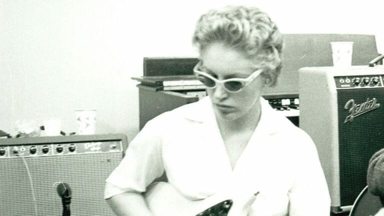 Carol Kaye bass guitar